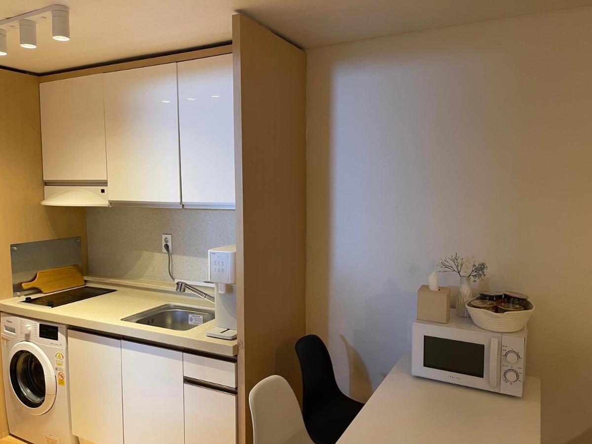 Winsome_Hongdae Apartment Seoul Bagian luar foto
